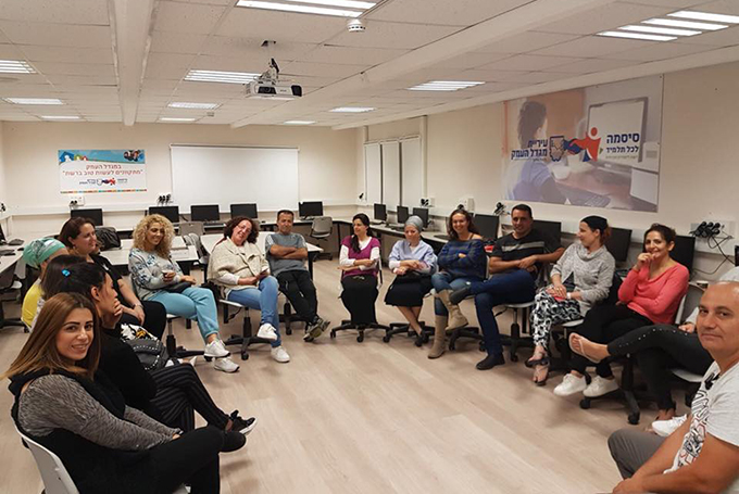 מגדל העמק: בית הספר להורים